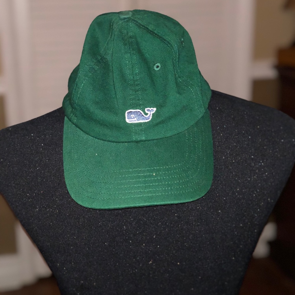 vineyard vines hat